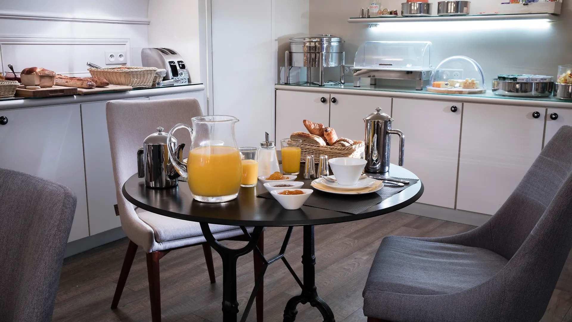 Hotel Madeleine Haussmann Paris