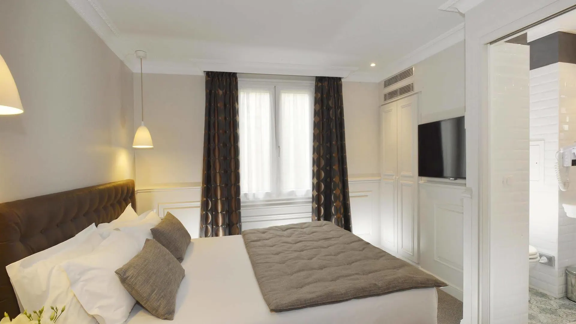 Hotel Madeleine Haussmann París