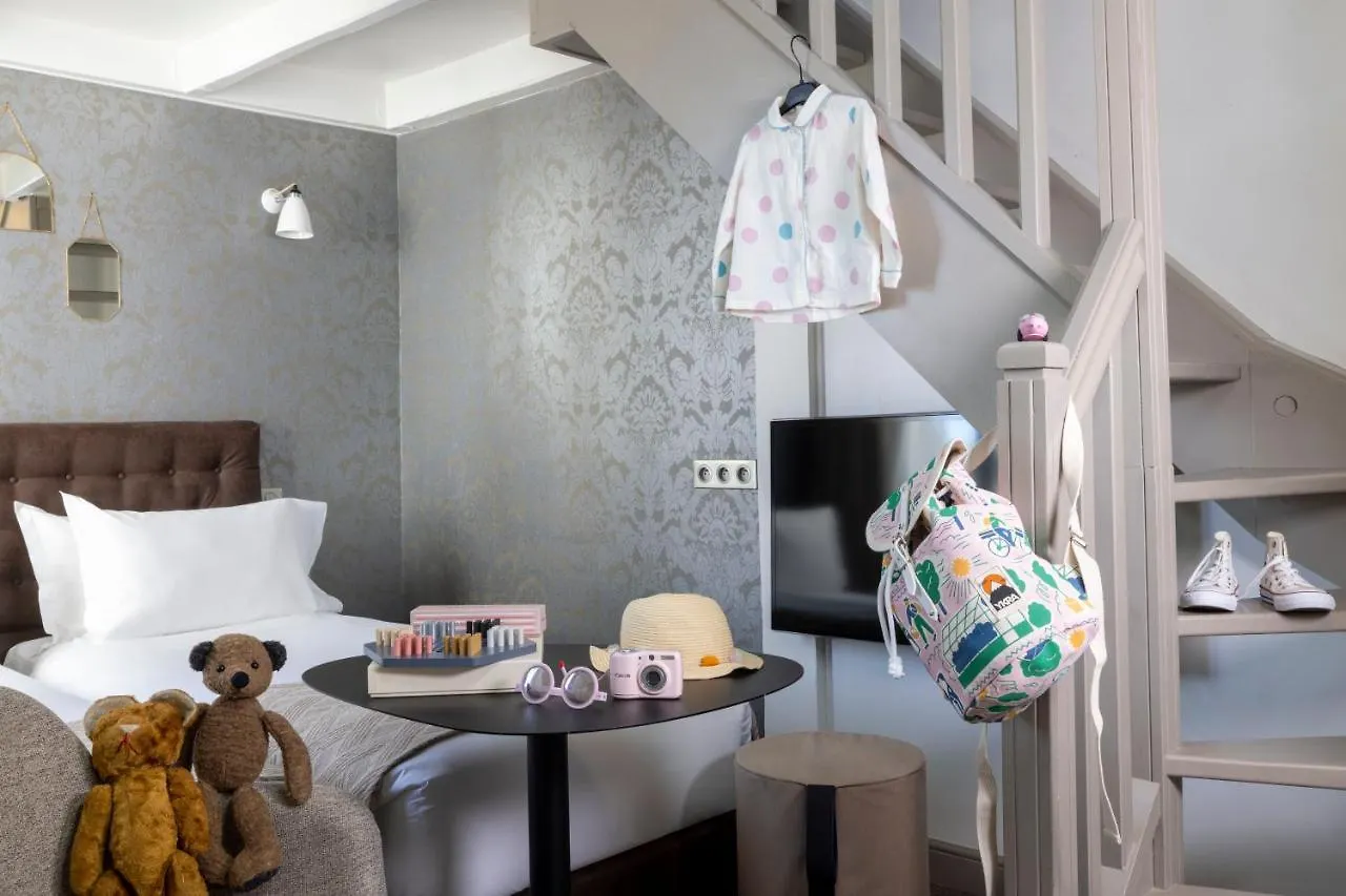 Hotel Madeleine Haussmann Paris 3*,
