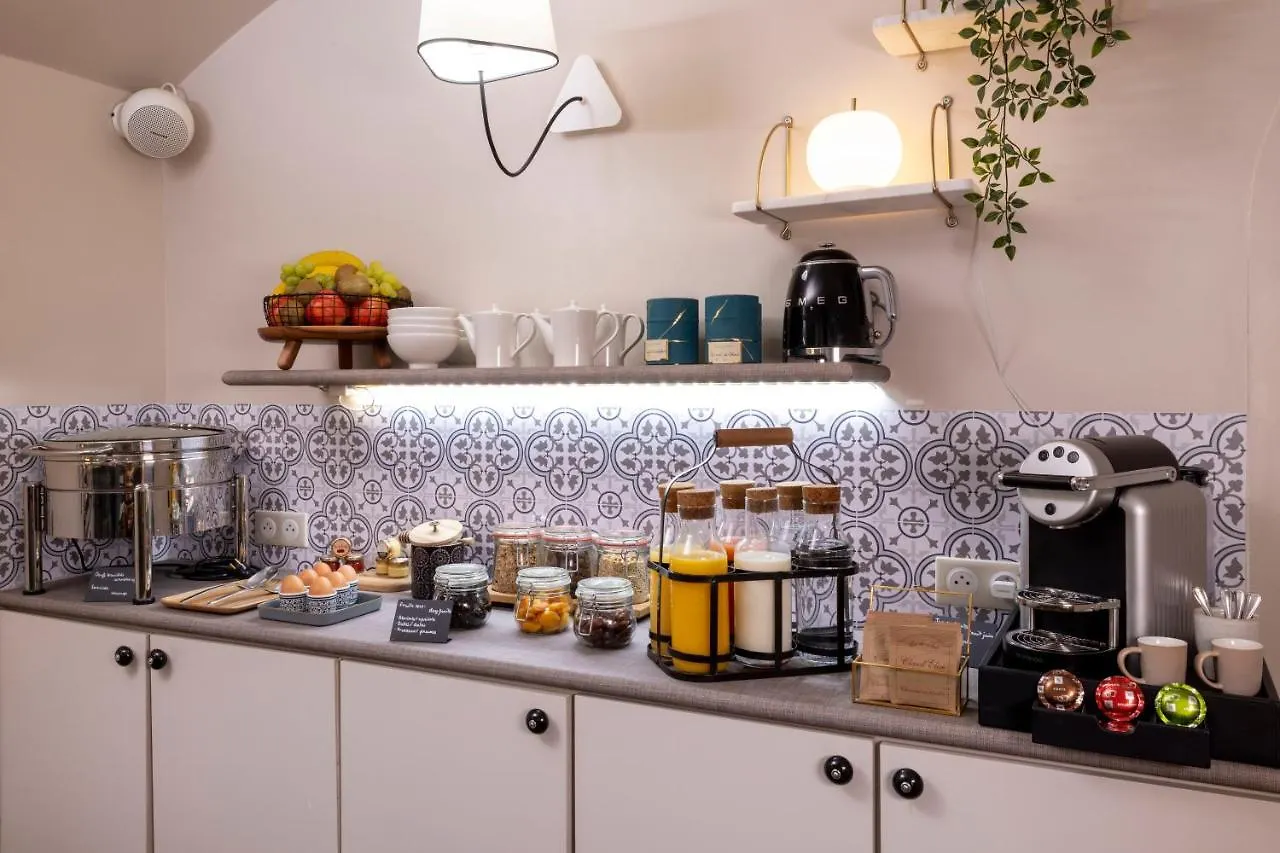 Hotel Madeleine Haussmann Paris